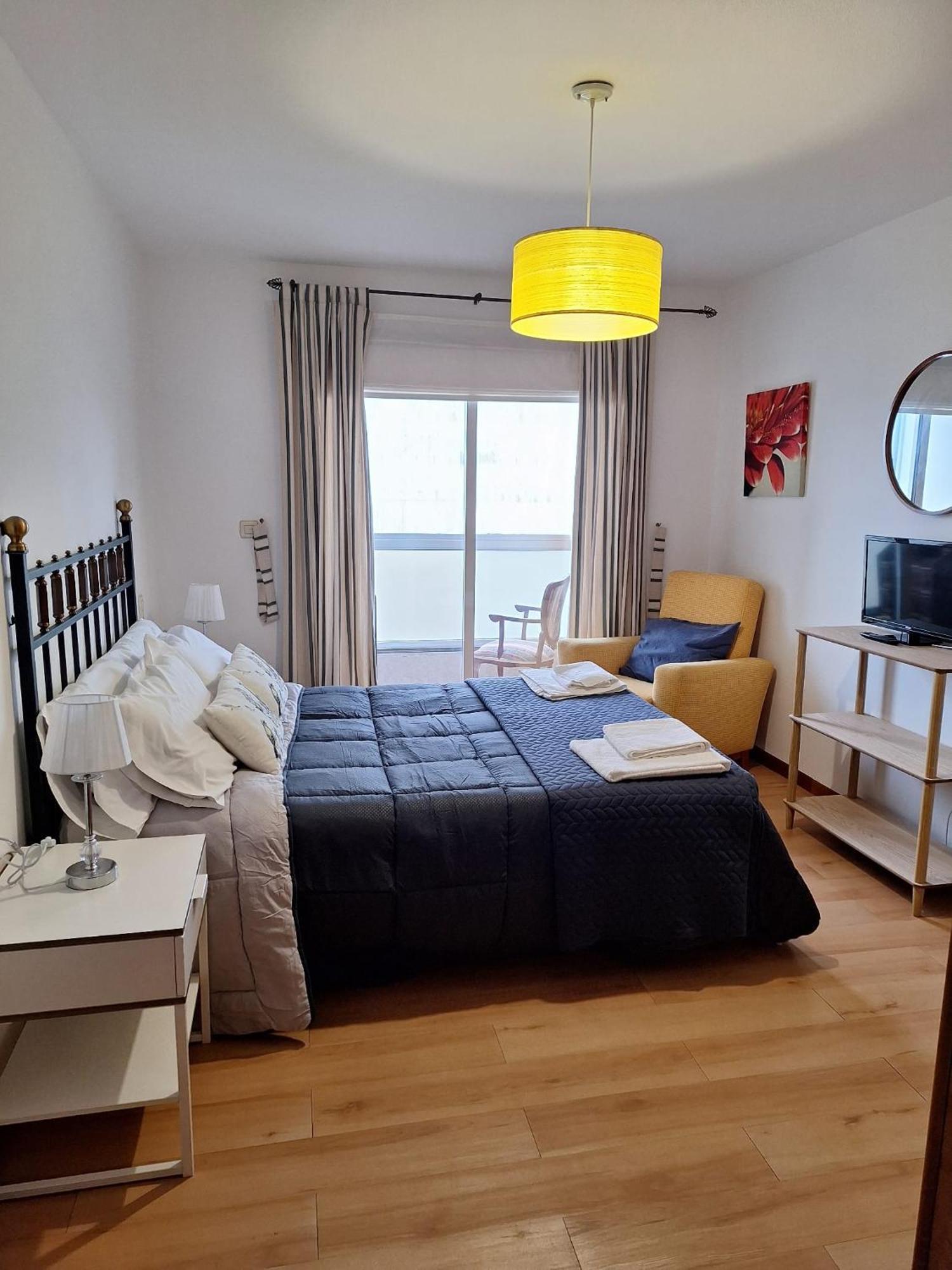 Apartamento Villa 3 ビラガルシーア・デ・アロウサ エクステリア 写真